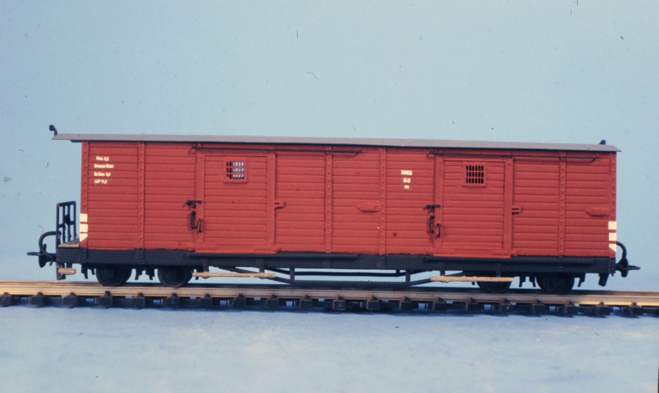 komplett beschrifteter M-D 111