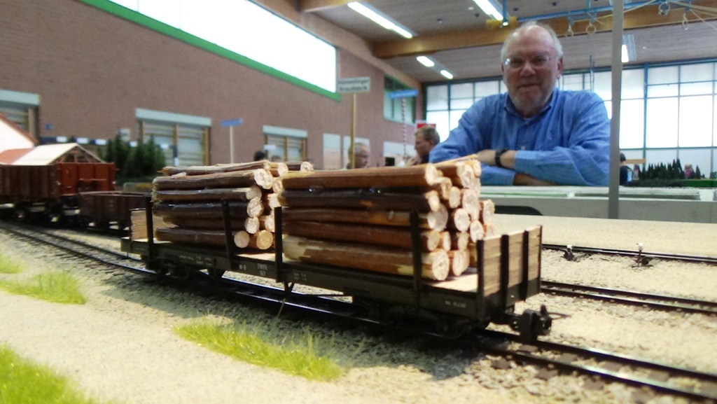 M-D 167 abgestellt in Jagsthausen
