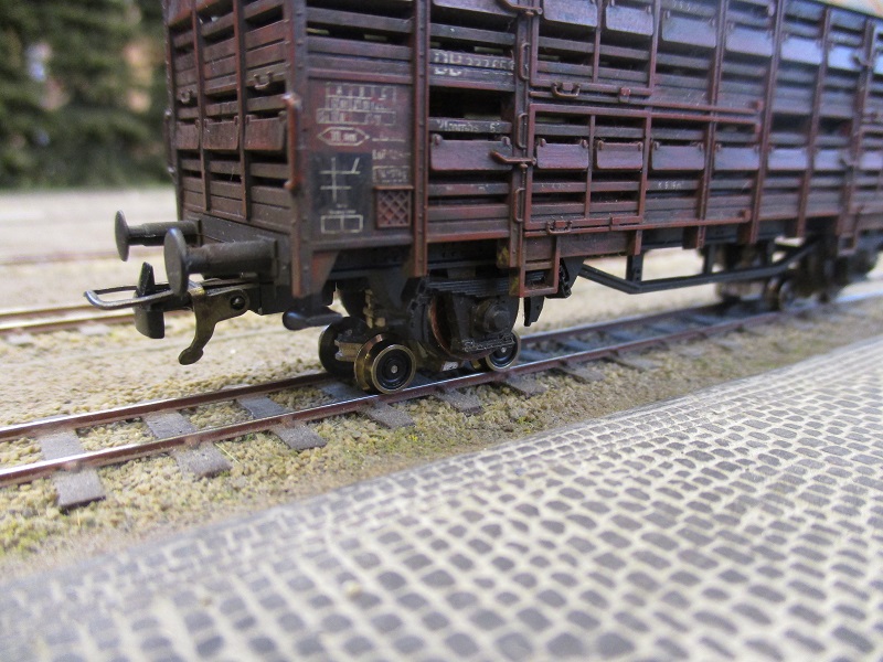 Regelspurwagen aufgebockt