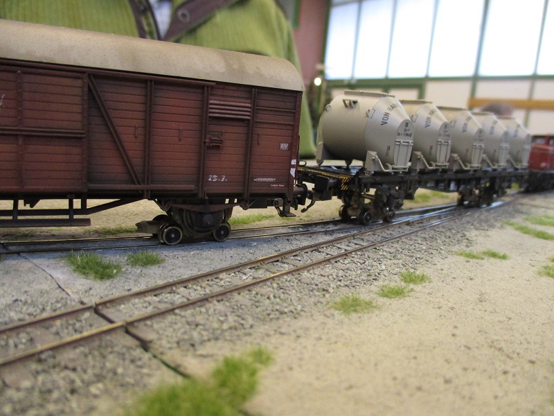 Regelspurwagen aufgebockt