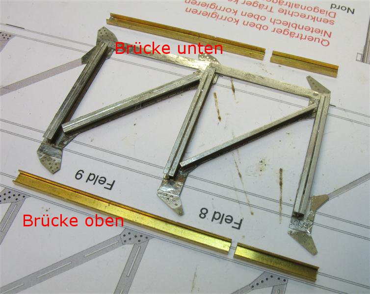 Bild 14: Felder 8 und 9 mit L�ngstr�gern, vor dem Aufl�ten