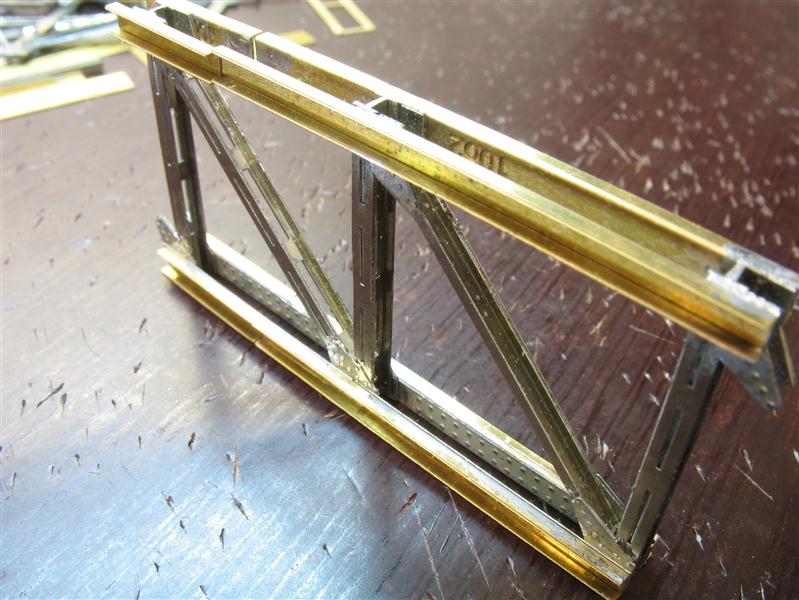 Bild 28: Fertig verl�tetes Fachwerk-L�ngstragwerk