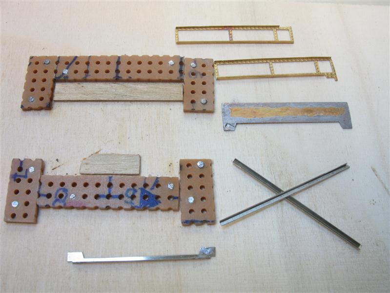 Bild 6: Einzelteile f�r die Querfachwerke