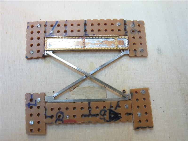 Bild 8: Querfachwerk, fertig verl�tet