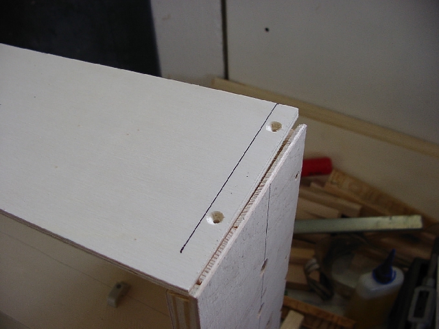 gefrste Auflage und vorgebohrte Lcher