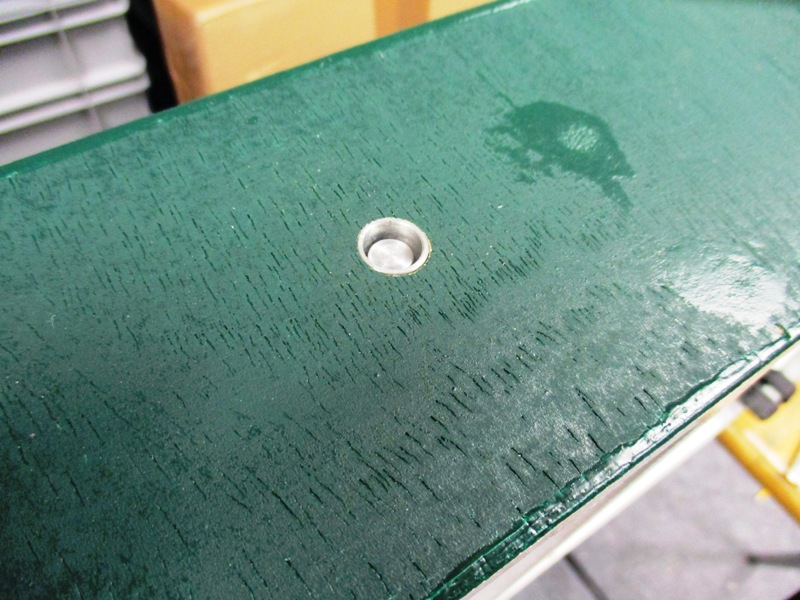 eingebaute Zenrierstifte