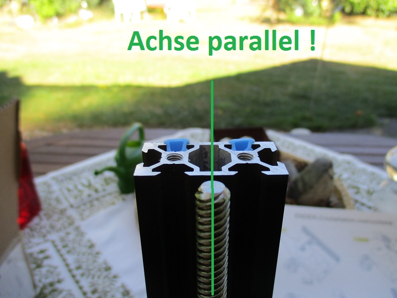 Gewindespindel parallel