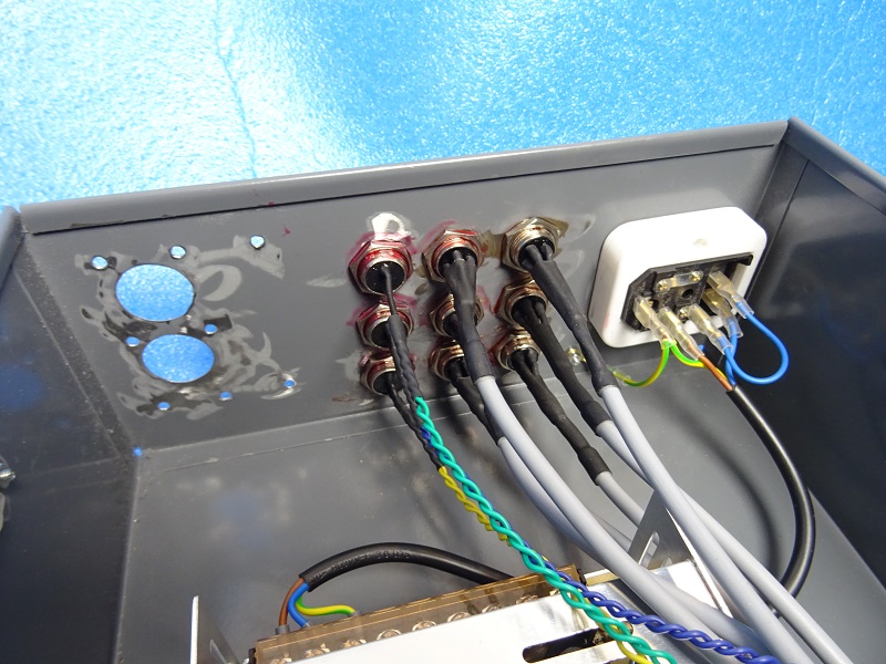 Steckverbindung mit Kabel