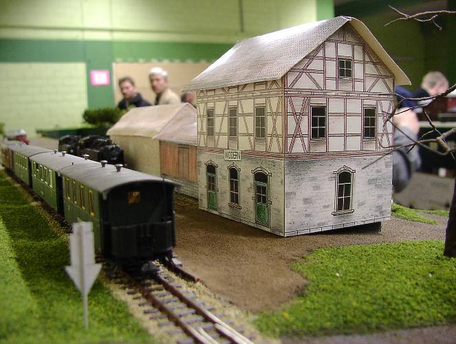 Das Schild von hinten, leider unscharf