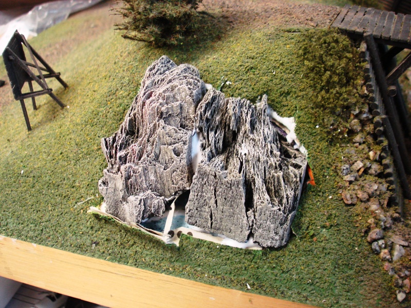 R�nder um die Felsen beschnitten