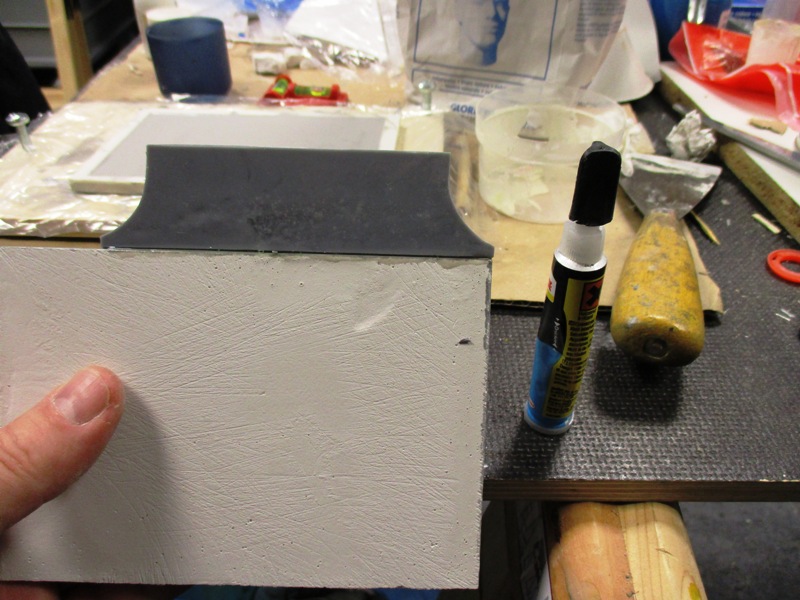 Platten anpassen und verkleben