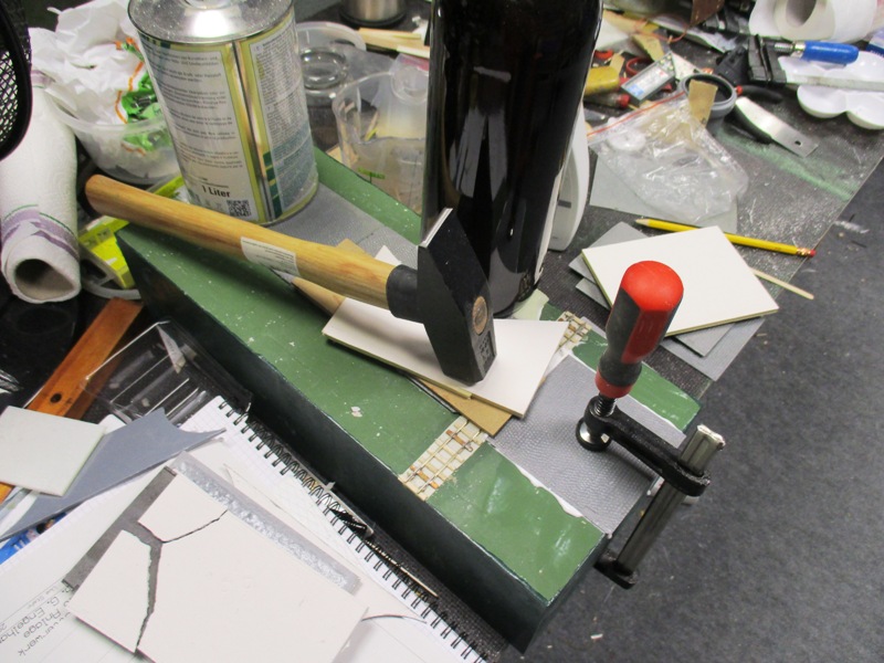 gro�e Plattengruppe verklebt