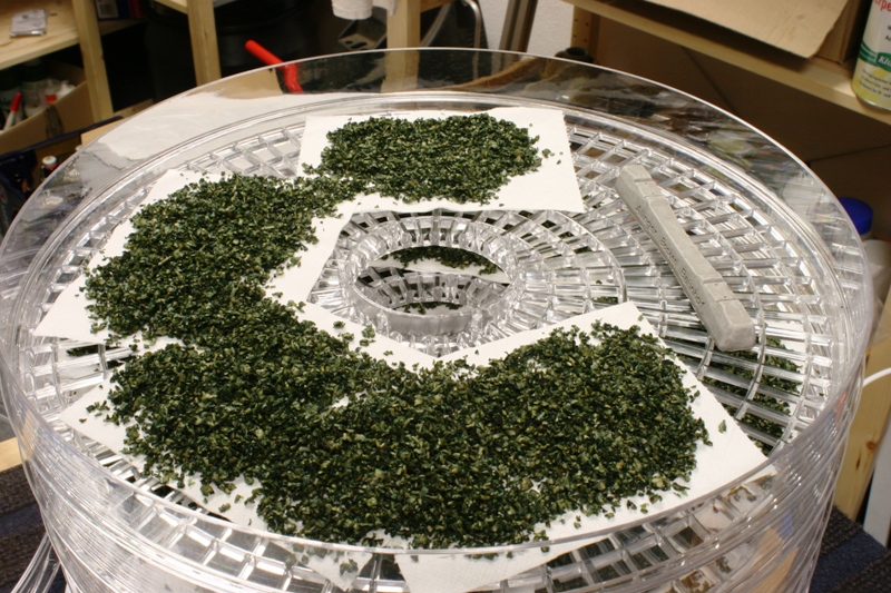 gef�rbte Kleie auf Tuch im Trockner