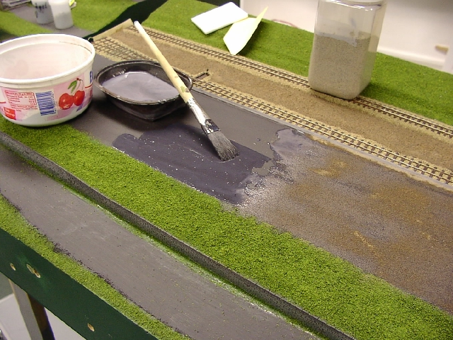 Farbe, Tiefgrund und Sand