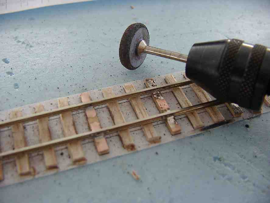 trennen der Pertinaxschwellen