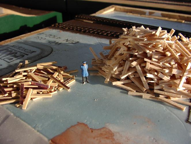 Pertinax- und Holzschwellen