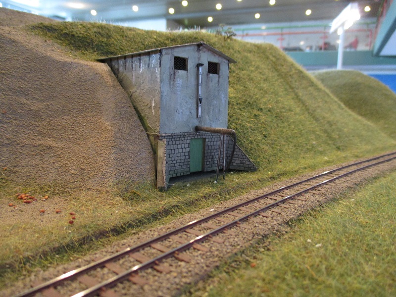 fertiger Wasserturm im Steinbruch