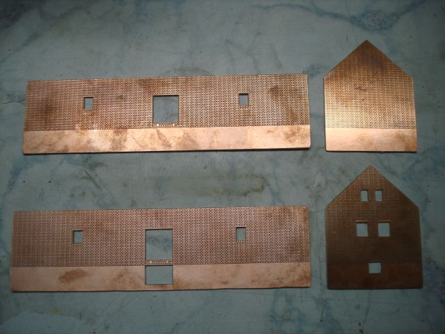 ausgefeilte Fenster und Tore