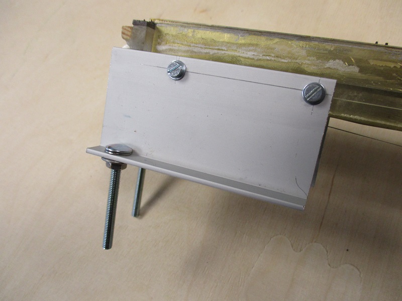 montierte Winkelprofile