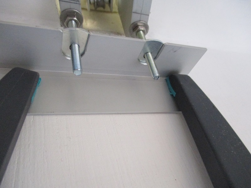 Aufhängung Unterseite