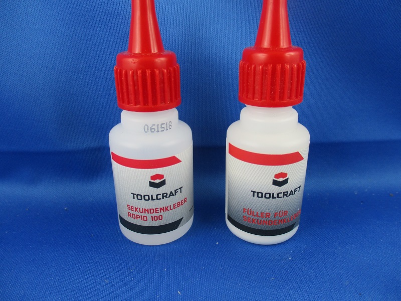 Sekundenkleber und F�ller