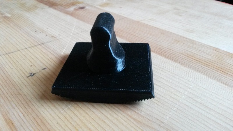 Griff in die Matritze geklebt