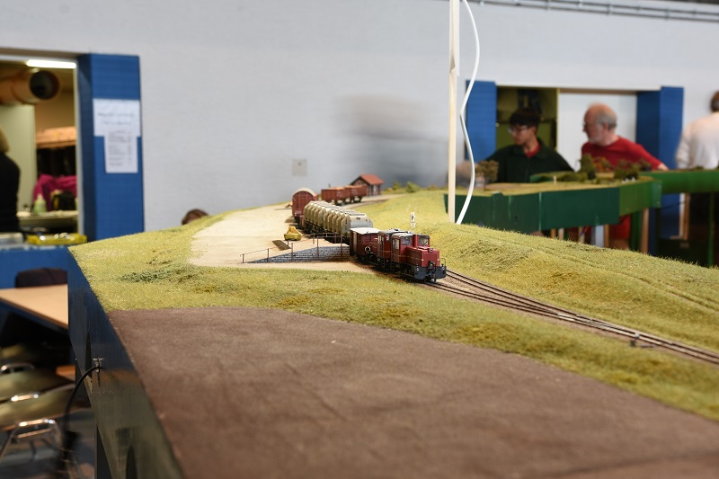 G�terzug verl��t Olnhausen