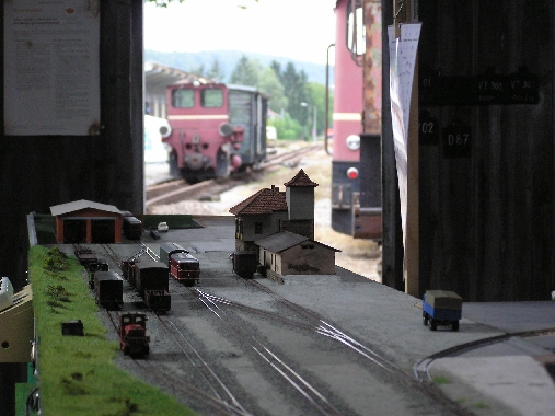 Blick ber Drzbach im Modell nach drauen zum Original