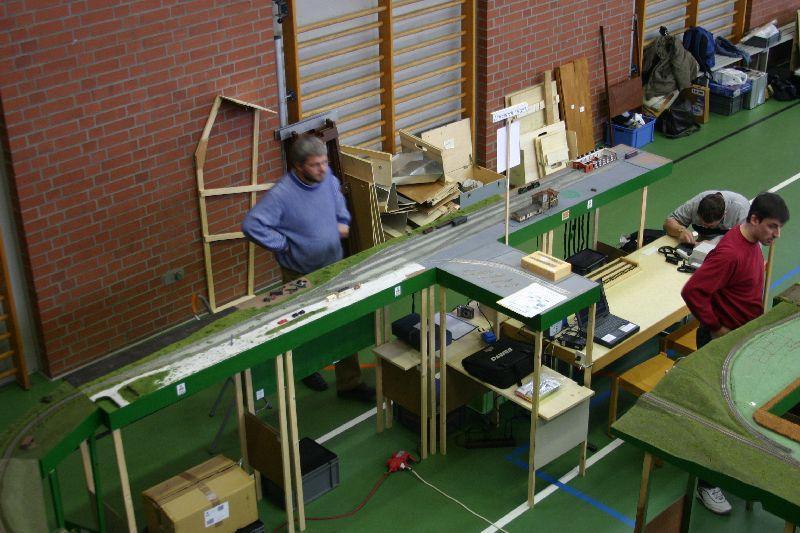 MD-166 mit aufgebockten Wagen