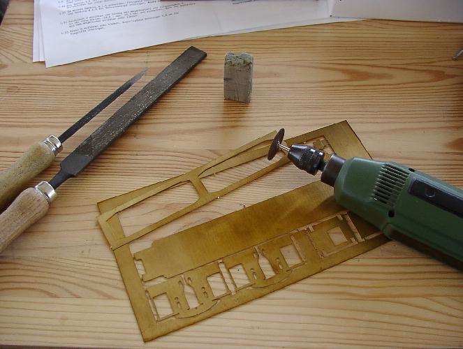 Heraustrennen der Einzelteile