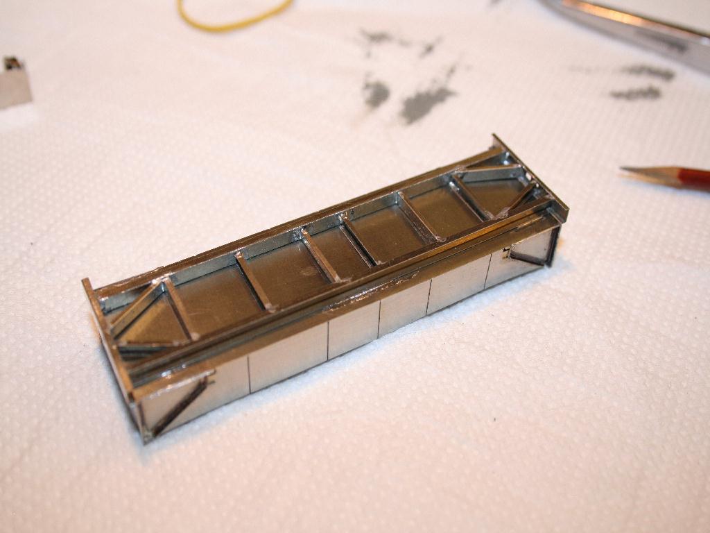 Wagenkasten und Fahrwerk l�ten