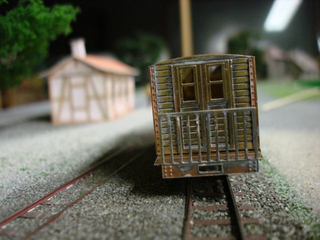 Der Wagen steht, aber schief