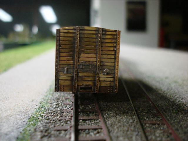 Der Wagen steht, aber schief