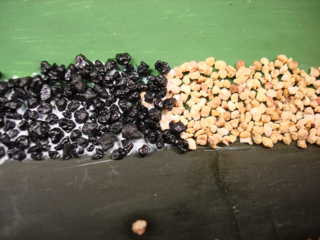 Dekosand und Walnussgranulat