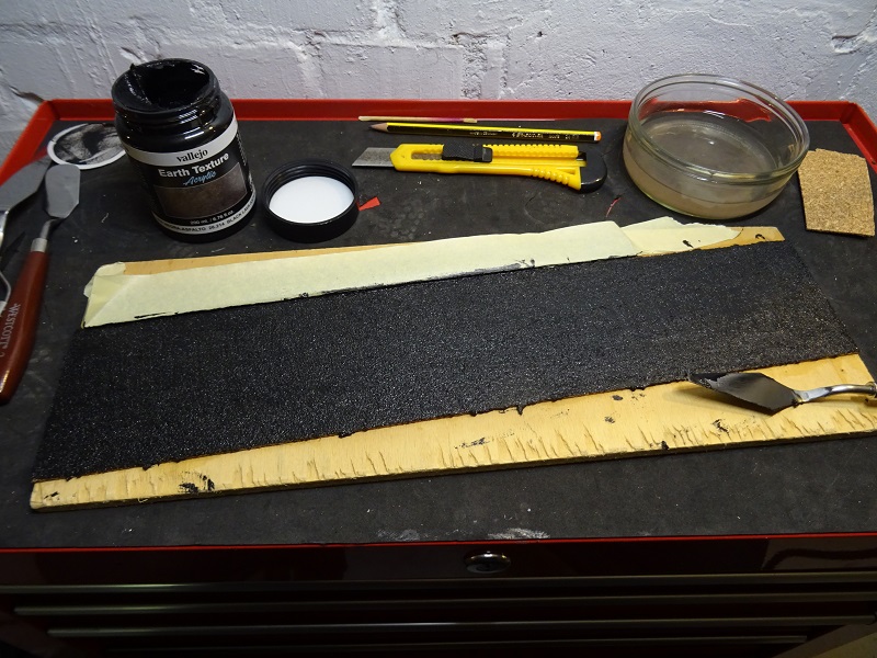 Vallejo Earth Texture Lava Negra-Asfalto Test